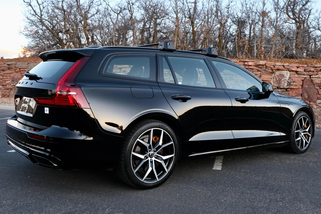 2020 Volvo V60 2nd Gen - Image 4 of 31