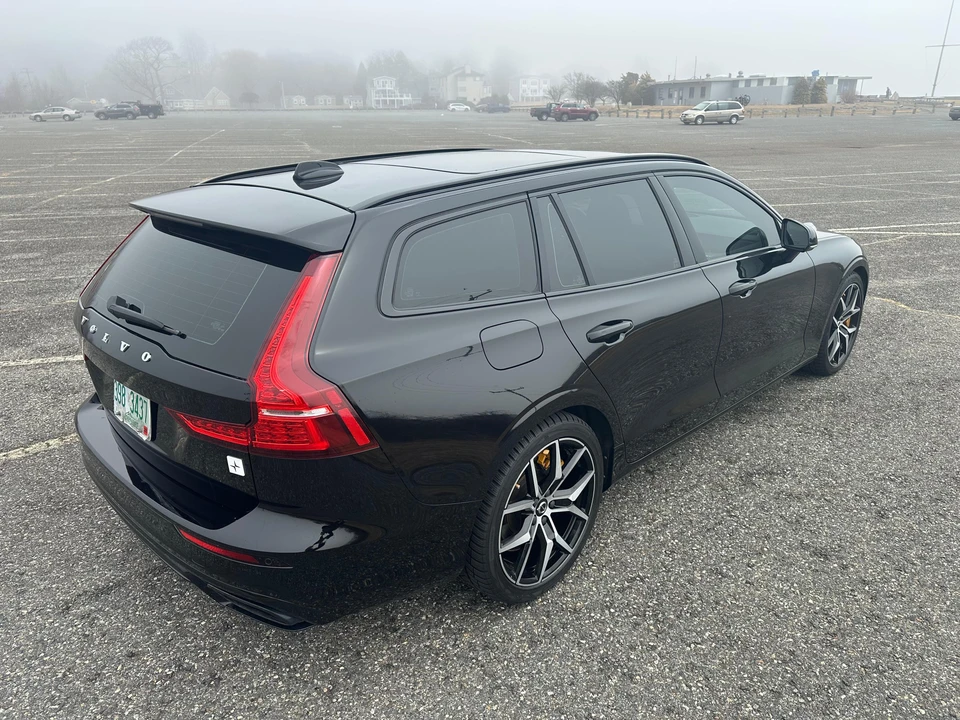 2020 Volvo V60 2nd Gen - Image 13 of 31