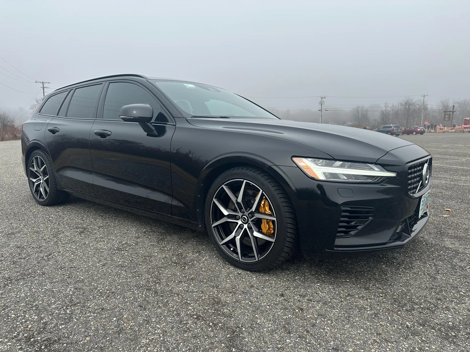 2020 Volvo V60 2nd Gen - Image 17 of 31