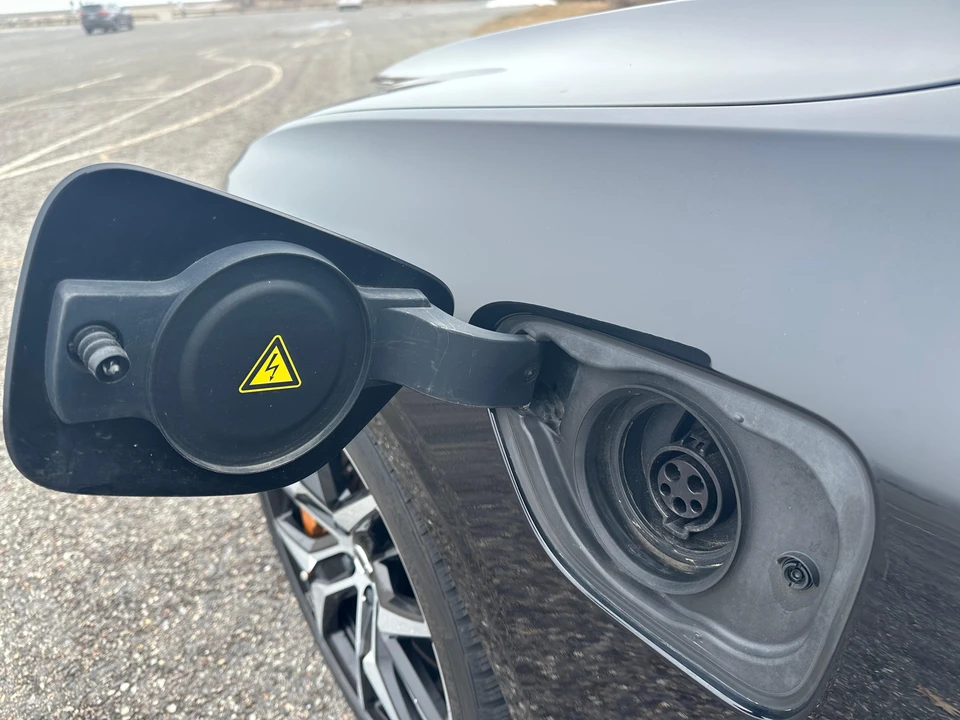 2020 Volvo V60 2nd Gen - Image 26 of 31