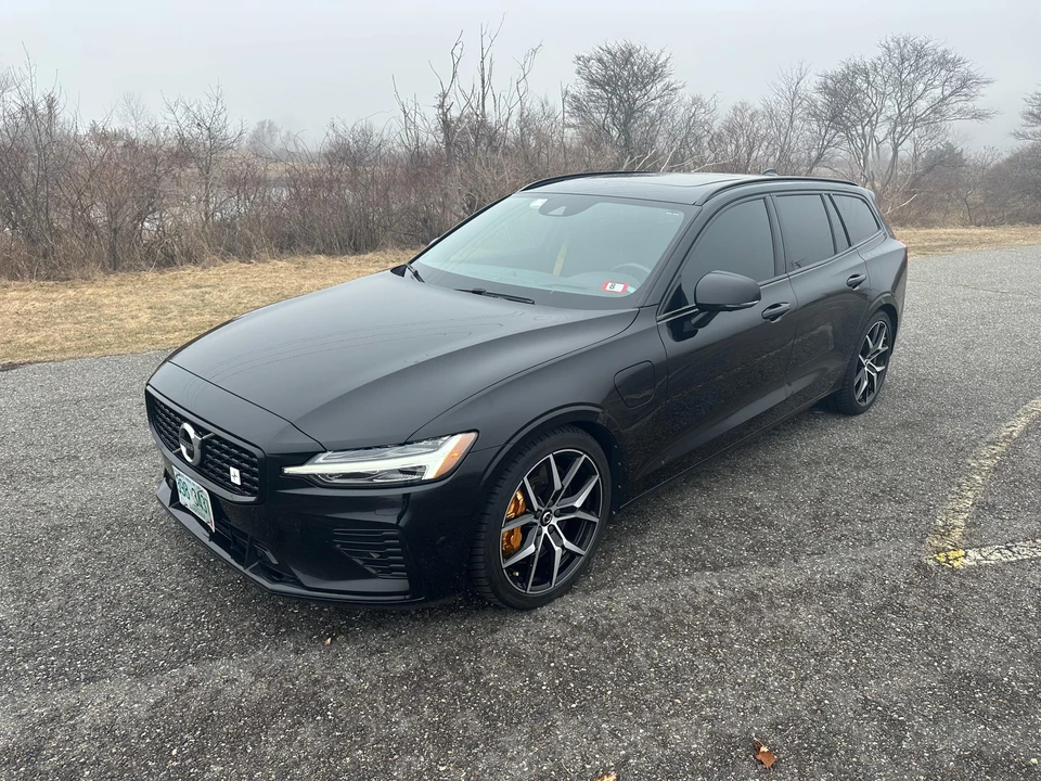 2020 Volvo V60 2nd Gen - Image 8 of 31