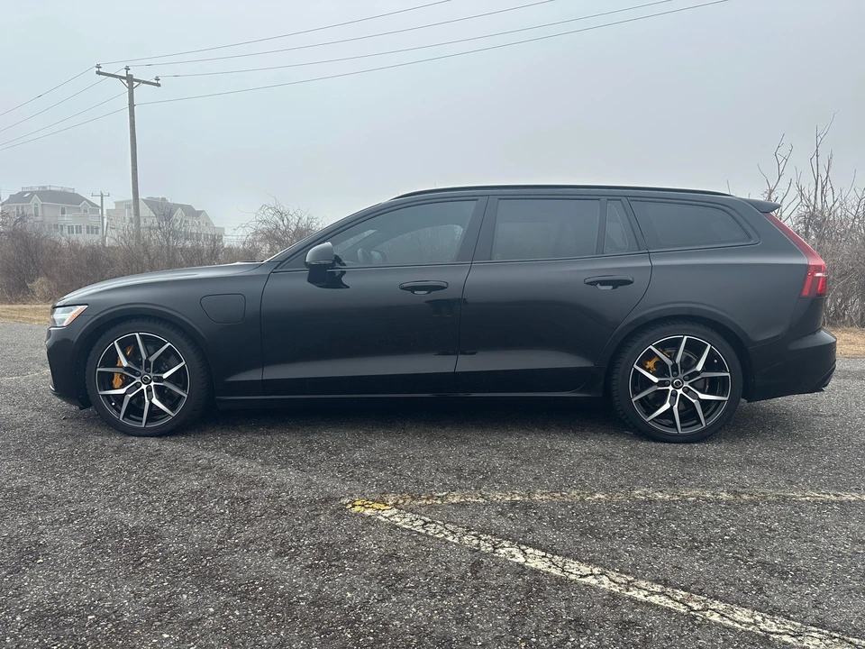2020 Volvo V60 2nd Gen - Image 10 of 31