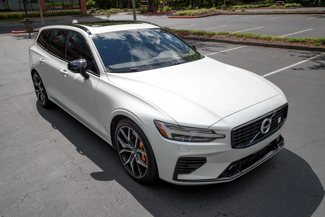 2020 Volvo V60 2nd Gen - Image 17 of 31