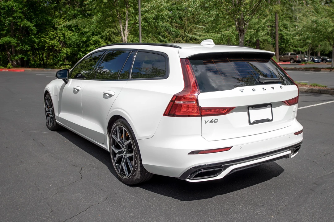 2020 Volvo V60 2nd Gen - Image 12 of 31