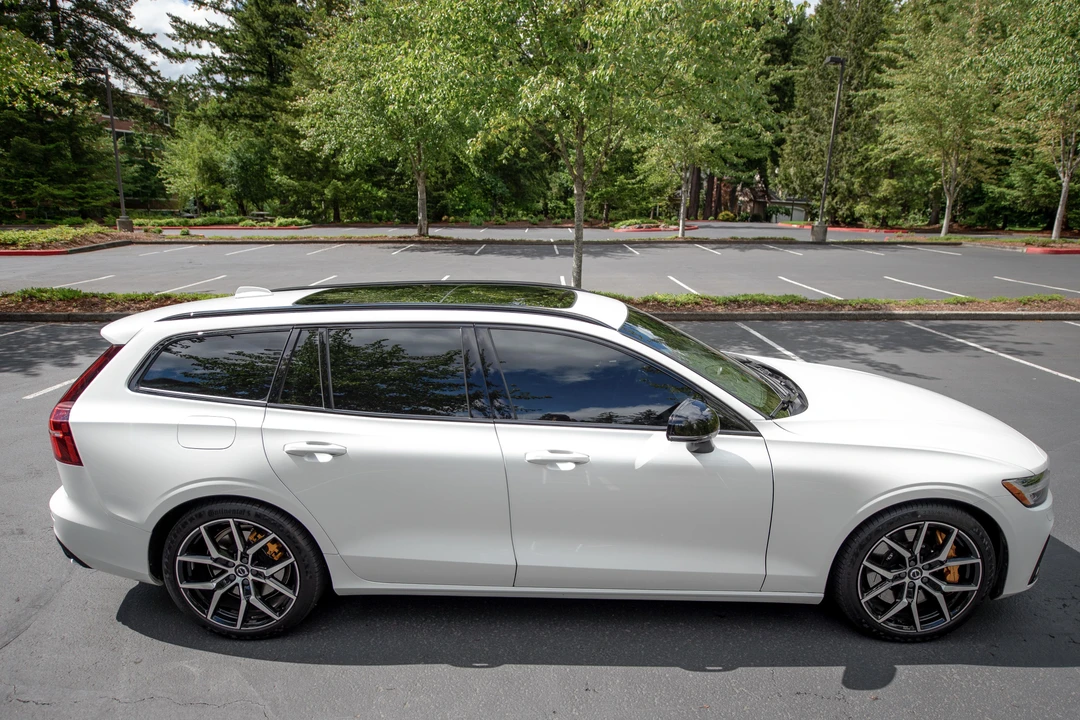2020 Volvo V60 2nd Gen - Image 16 of 31