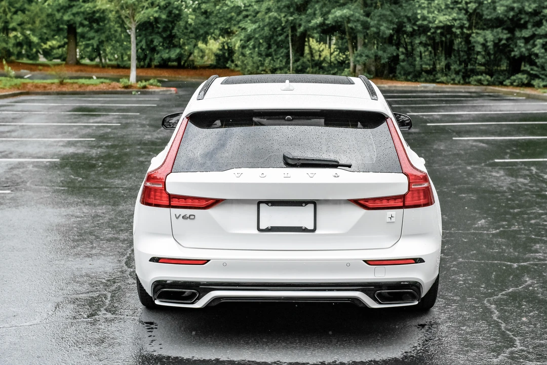 2020 Volvo V60 2nd Gen - Image 22 of 31