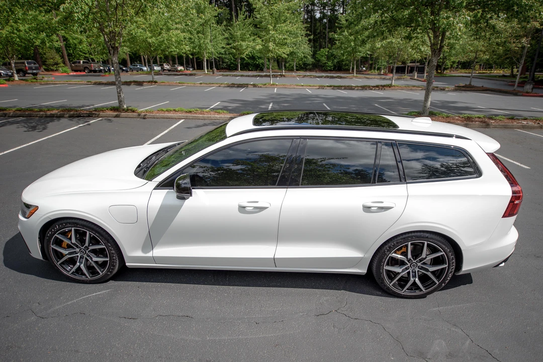 2020 Volvo V60 2nd Gen - Image 9 of 31