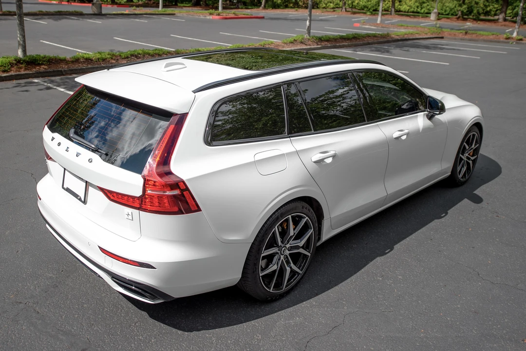 2020 Volvo V60 2nd Gen - Image 15 of 31