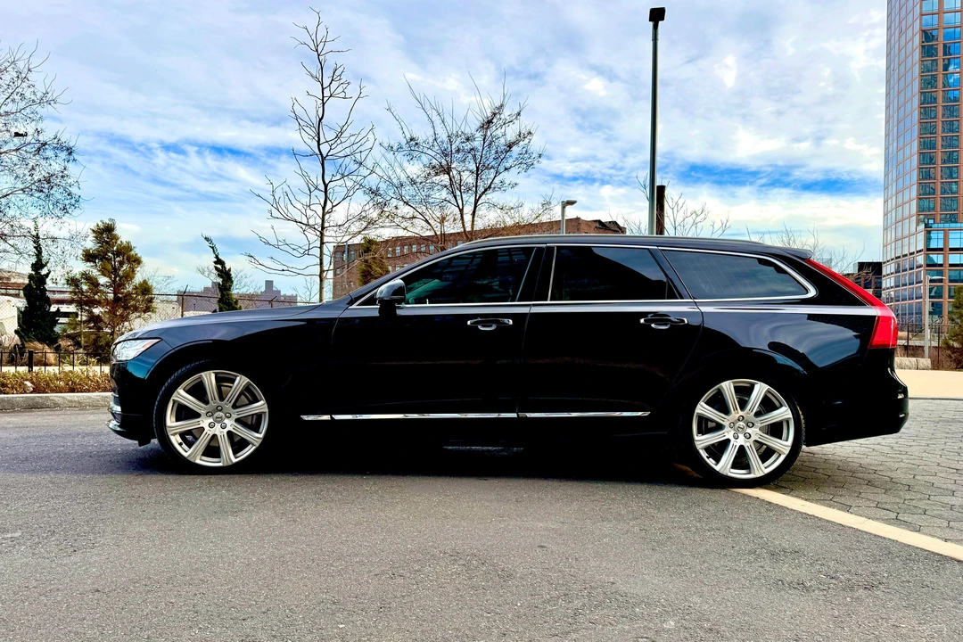 2020 Volvo V90 - Image 11 of 31