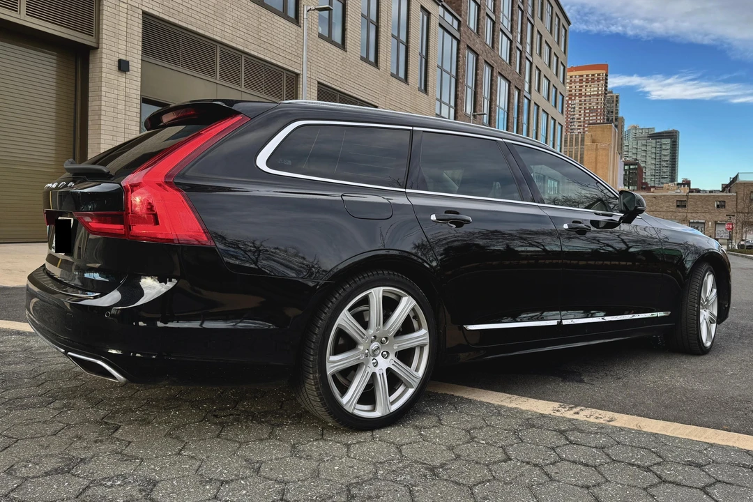 2020 Volvo V90 - Image 4 of 31