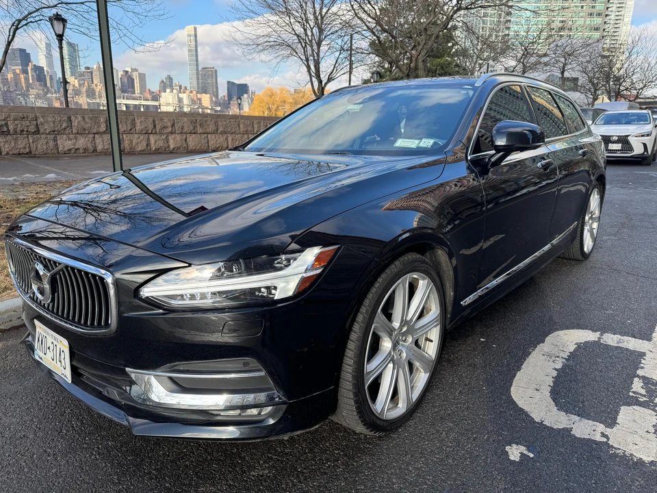 2020 Volvo V90 - Image 9 of 31