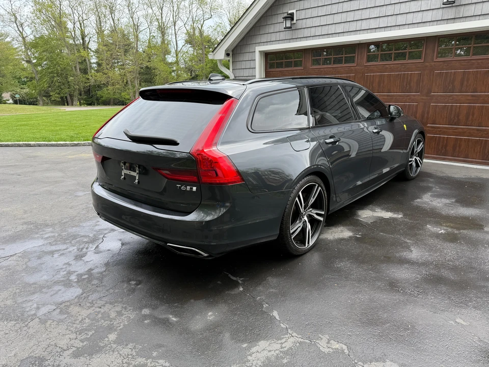 2020 Volvo V90 - Image 12 of 31