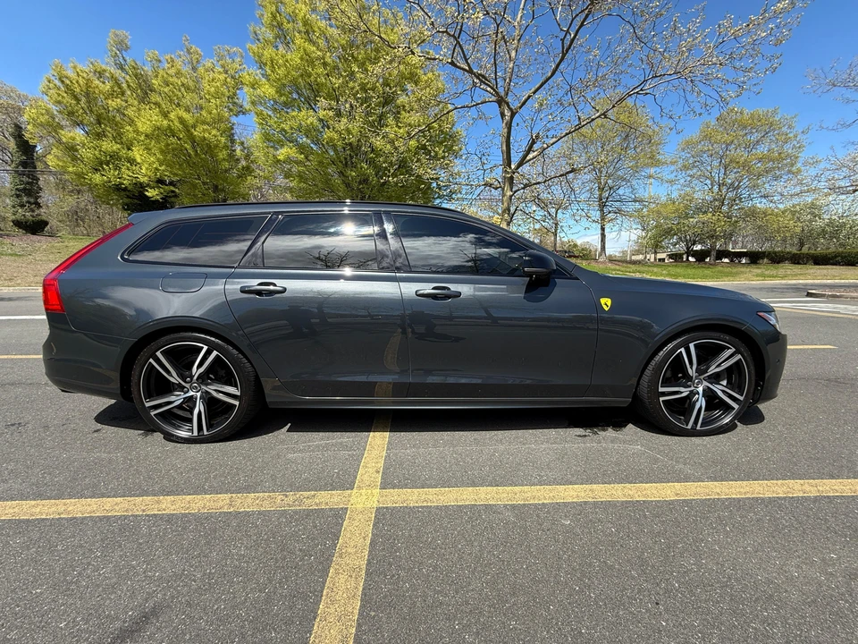 2020 Volvo V90 - Image 15 of 31