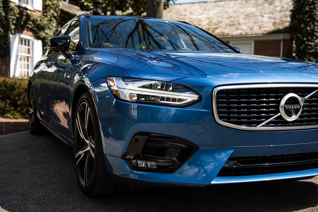 2020 Volvo V90 - Image 17 of 31
