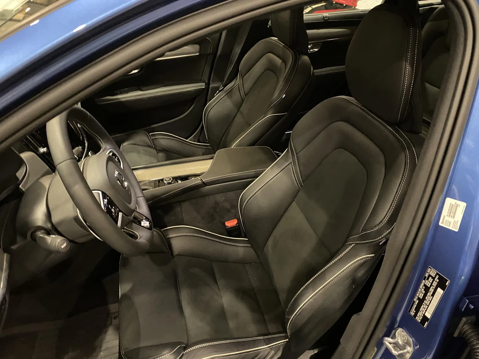2020 Volvo V90 - Image 26 of 31