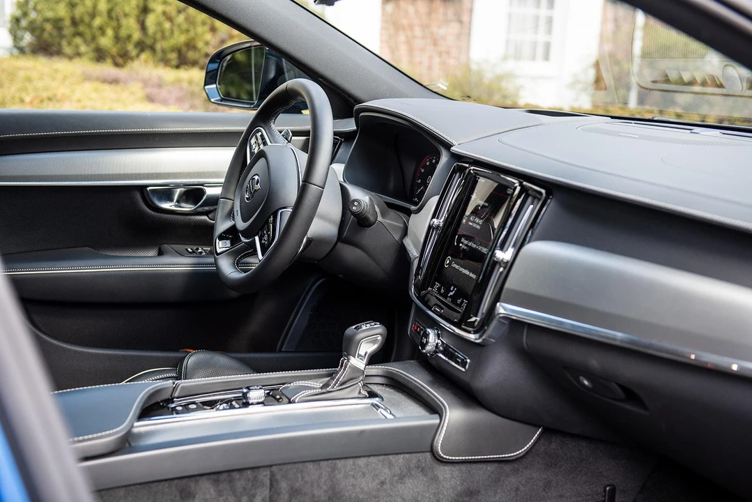 2020 Volvo V90 - Image 24 of 31