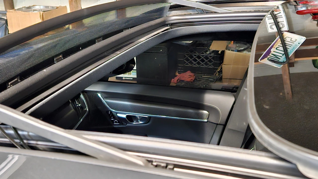 2020 Volvo V90 - Image 24 of 31