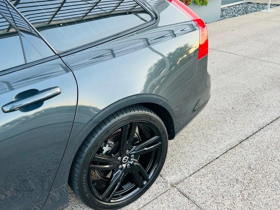 2020 Volvo V90 - Image 27 of 31