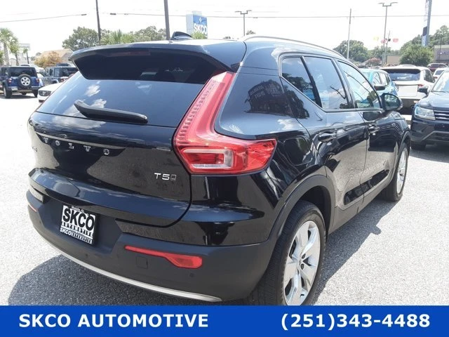 2020 Volvo XC40 - Image 5 of 20