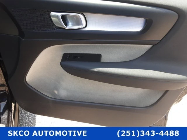 2020 Volvo XC40 - Image 12 of 20