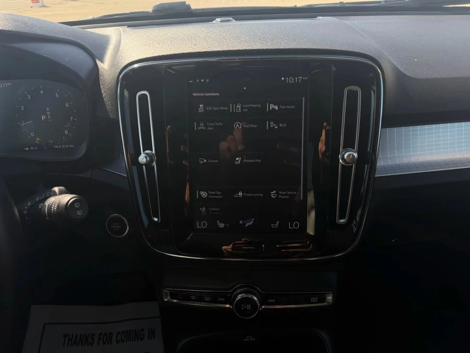 2020 Volvo XC40 - Image 15 of 20