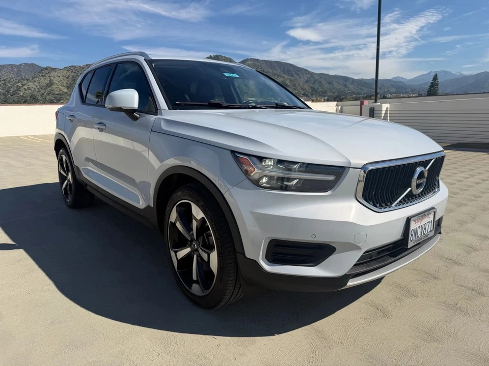 2020 Volvo XC40 - Image 7 of 20