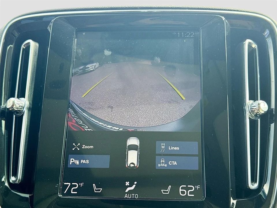 2020 Volvo XC40 - Image 13 of 21