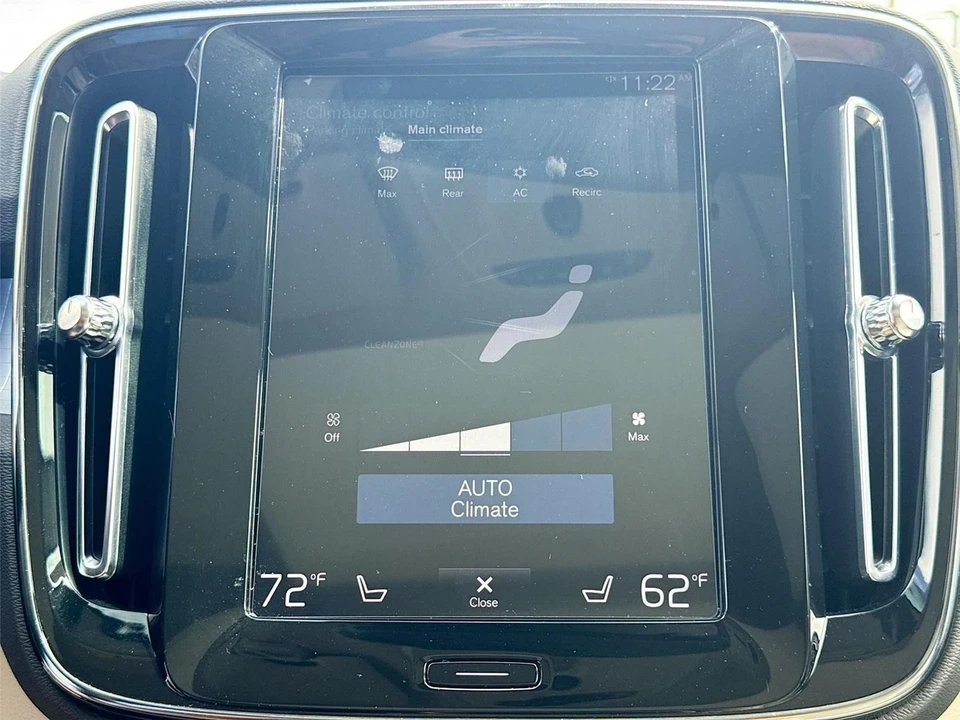 2020 Volvo XC40 - Image 15 of 21