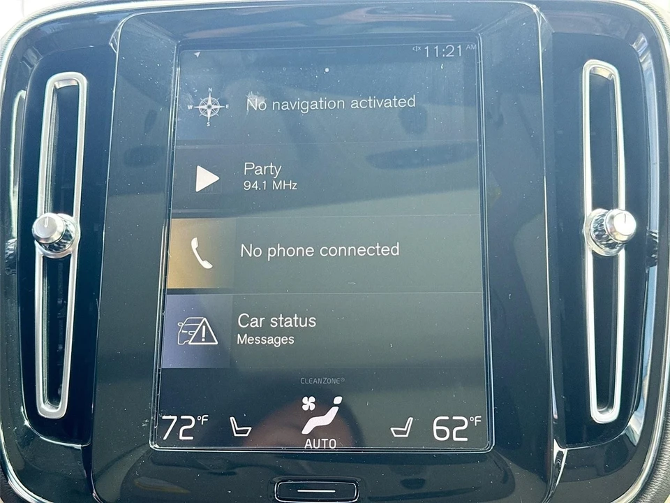 2020 Volvo XC40 - Image 14 of 21