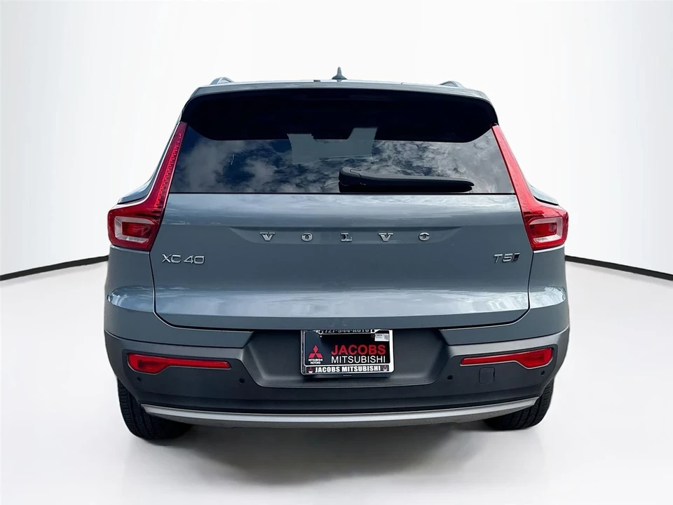 2020 Volvo XC40 - Image 6 of 21