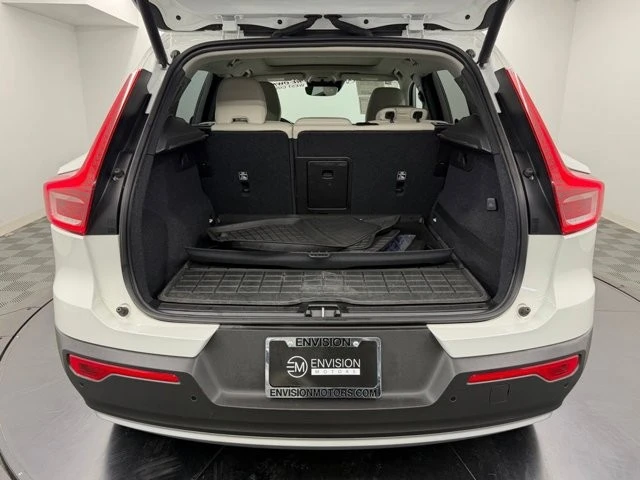 2020 Volvo XC40 - Image 15 of 31