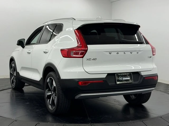 2020 Volvo XC40 - Image 12 of 31