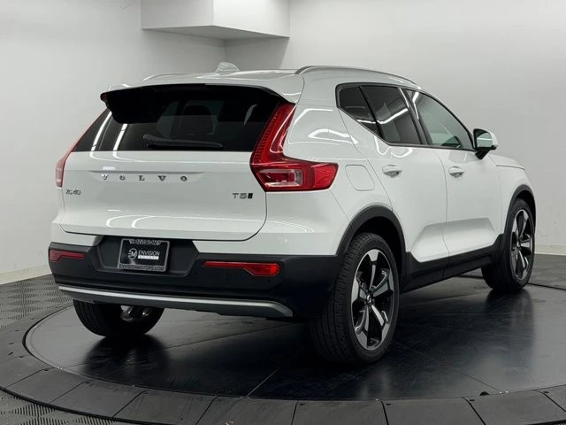2020 Volvo XC40 - Image 10 of 31