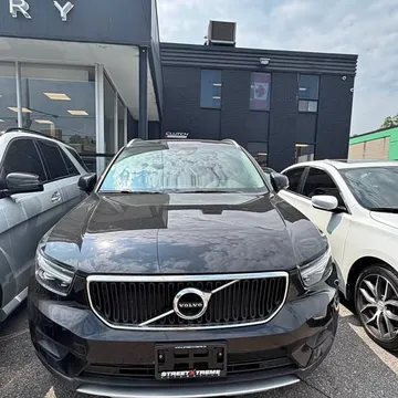 2020 Volvo XC40
