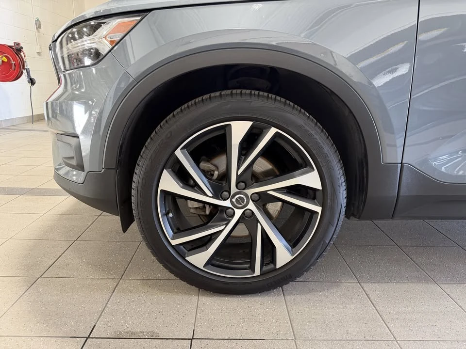 2020 Volvo XC40 - Image 5 of 20
