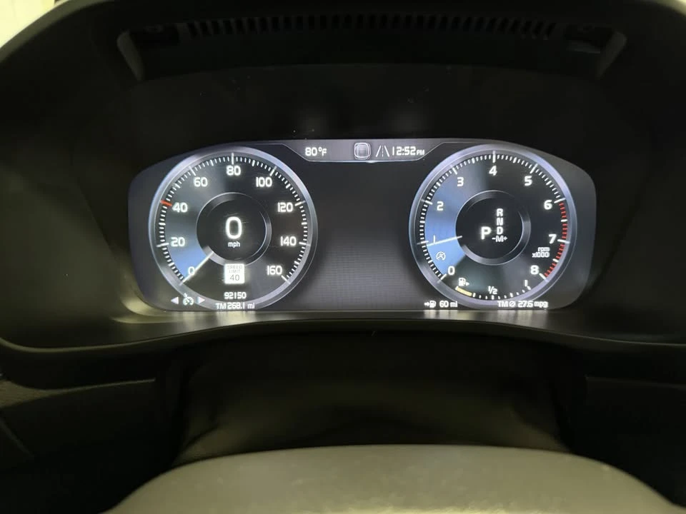 2020 Volvo XC40 - Image 15 of 20