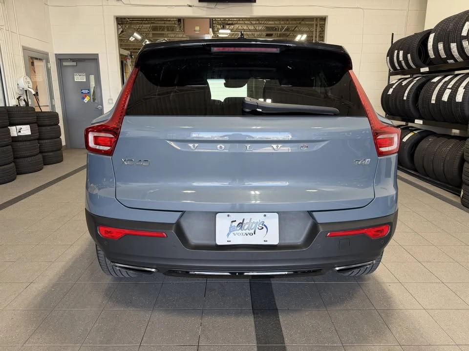 2020 Volvo XC40 - Image 9 of 20