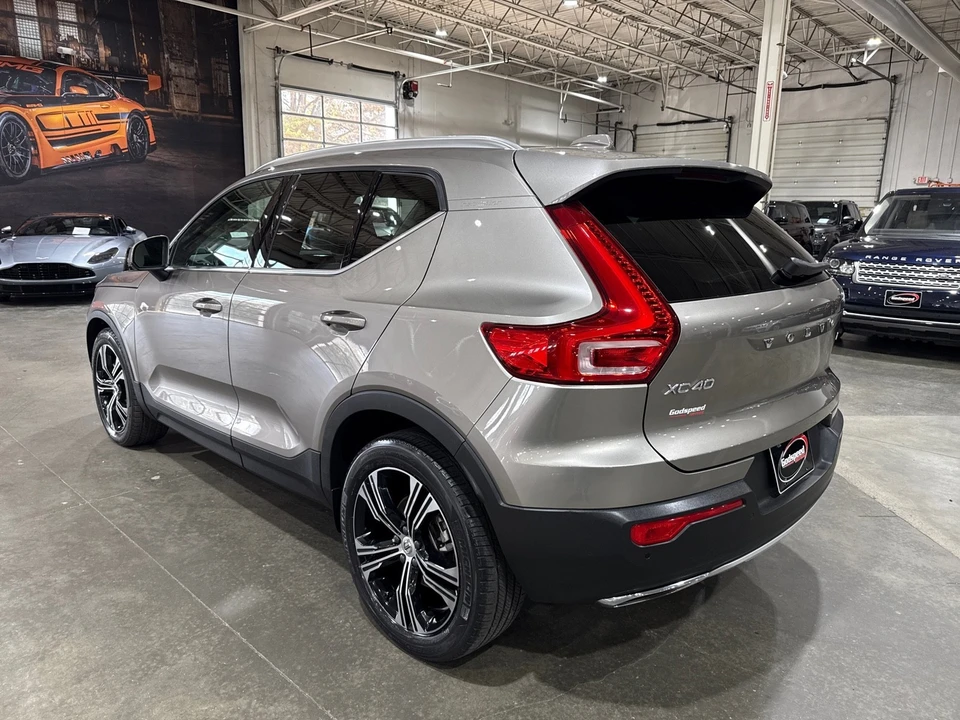 2020 Volvo XC40 - Image 3 of 12