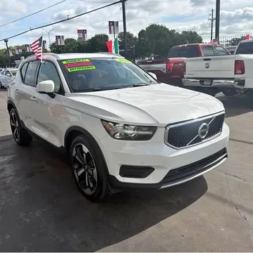 2020 Volvo XC40 T4