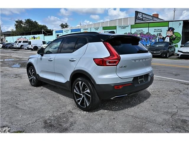 2020 Volvo XC40 - Image 5 of 21