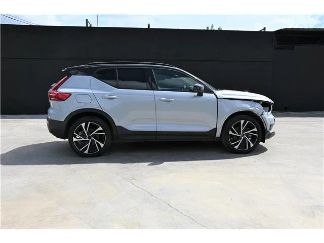 2020 Volvo XC40 - Image 6 of 21