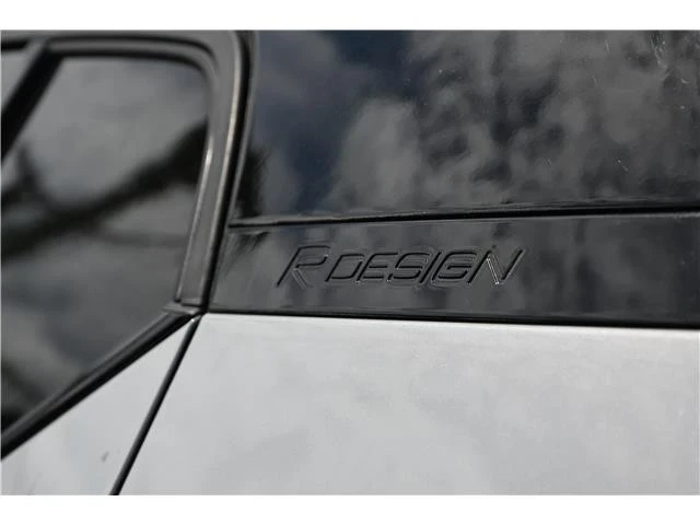 2020 Volvo XC40 - Image 10 of 21