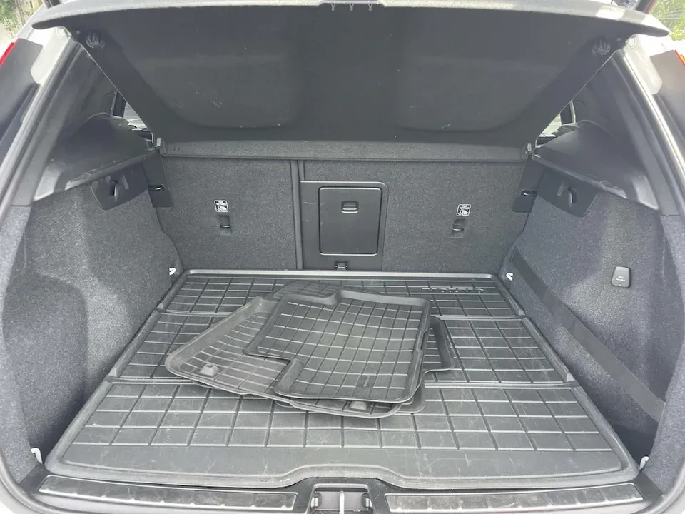2020 Volvo XC40 - Image 11 of 11