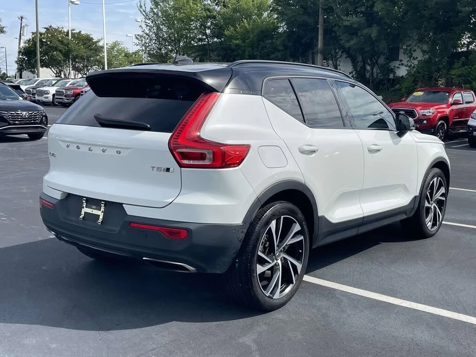 2020 Volvo XC40 - Image 6 of 11