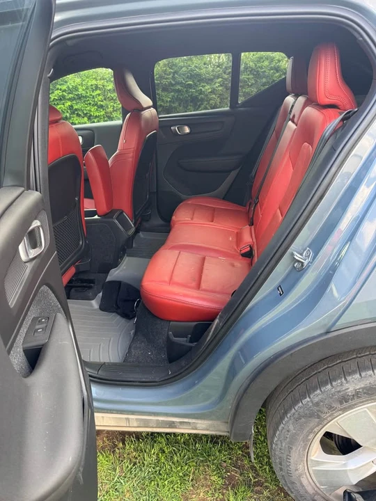 2020 Volvo XC40 - Image 7 of 9