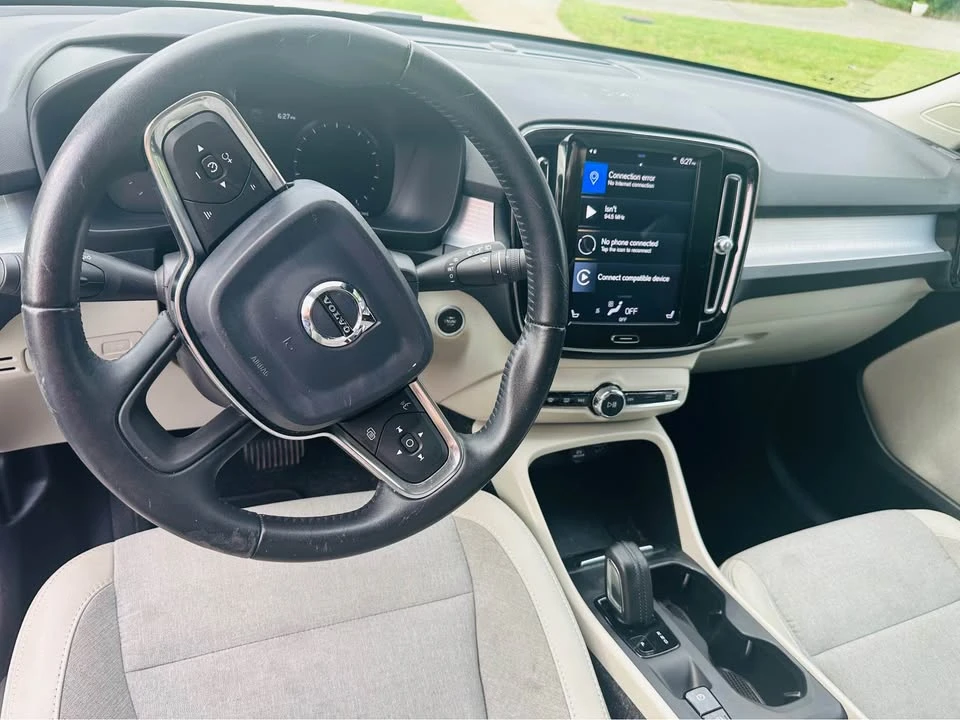 2020 Volvo XC40 - Image 5 of 6