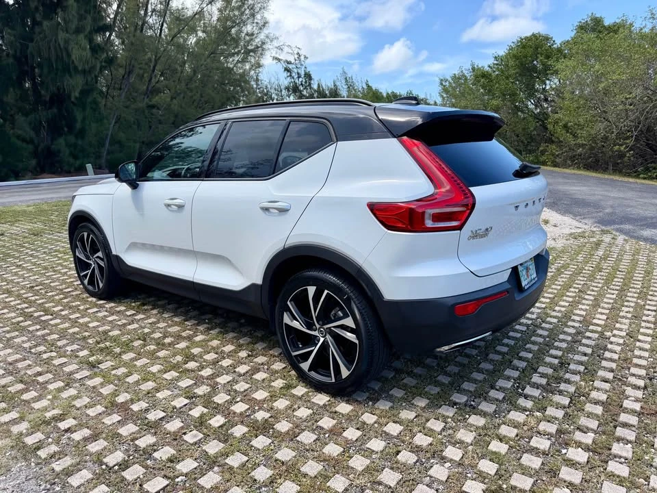 2020 Volvo XC40 - Image 6 of 20