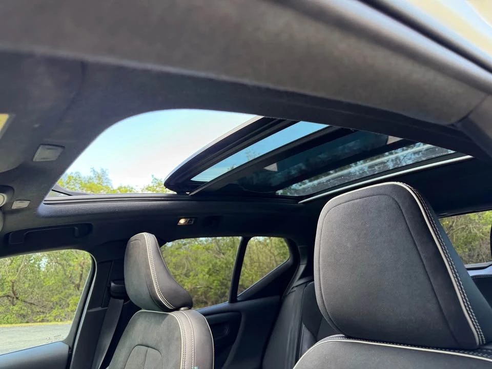 2020 Volvo XC40 - Image 12 of 20