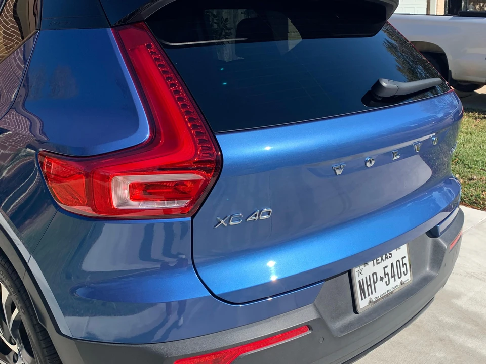 2020 Volvo XC40 - Image 25 of 31