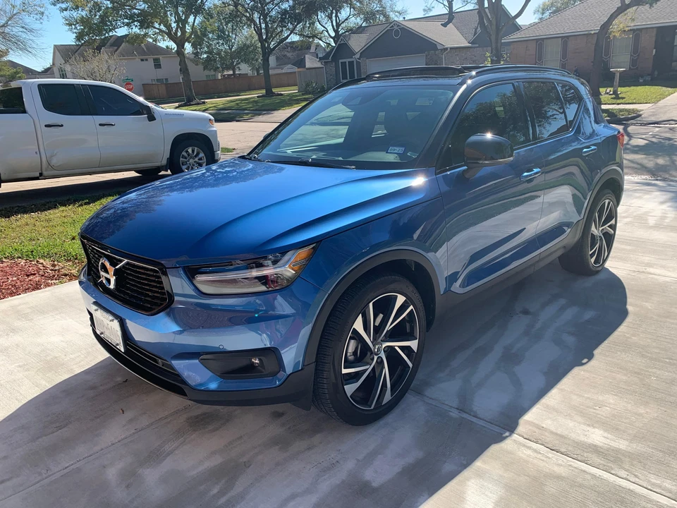 2020 Volvo XC40 - Image 8 of 31